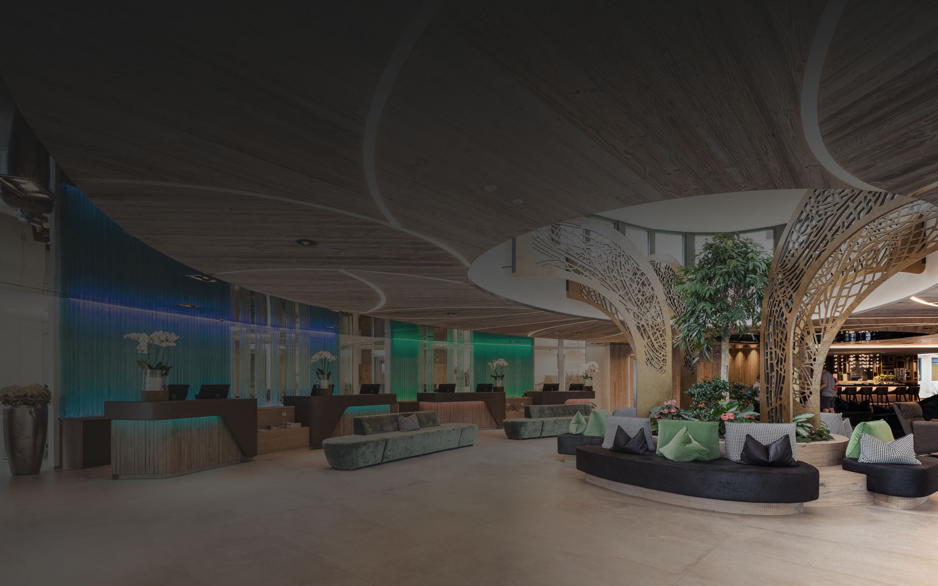 Ihre Quellenhof Luxury Resorts in Südtirol und am Gardasee Ihre Quellenhof Luxury Resorts in Südtirol und am Gardasee