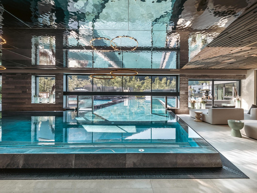 Ihre Quellenhof Luxury Resorts in Südtirol und am Gardasee Ihre Quellenhof Luxury Resorts in Südtirol und am Gardasee