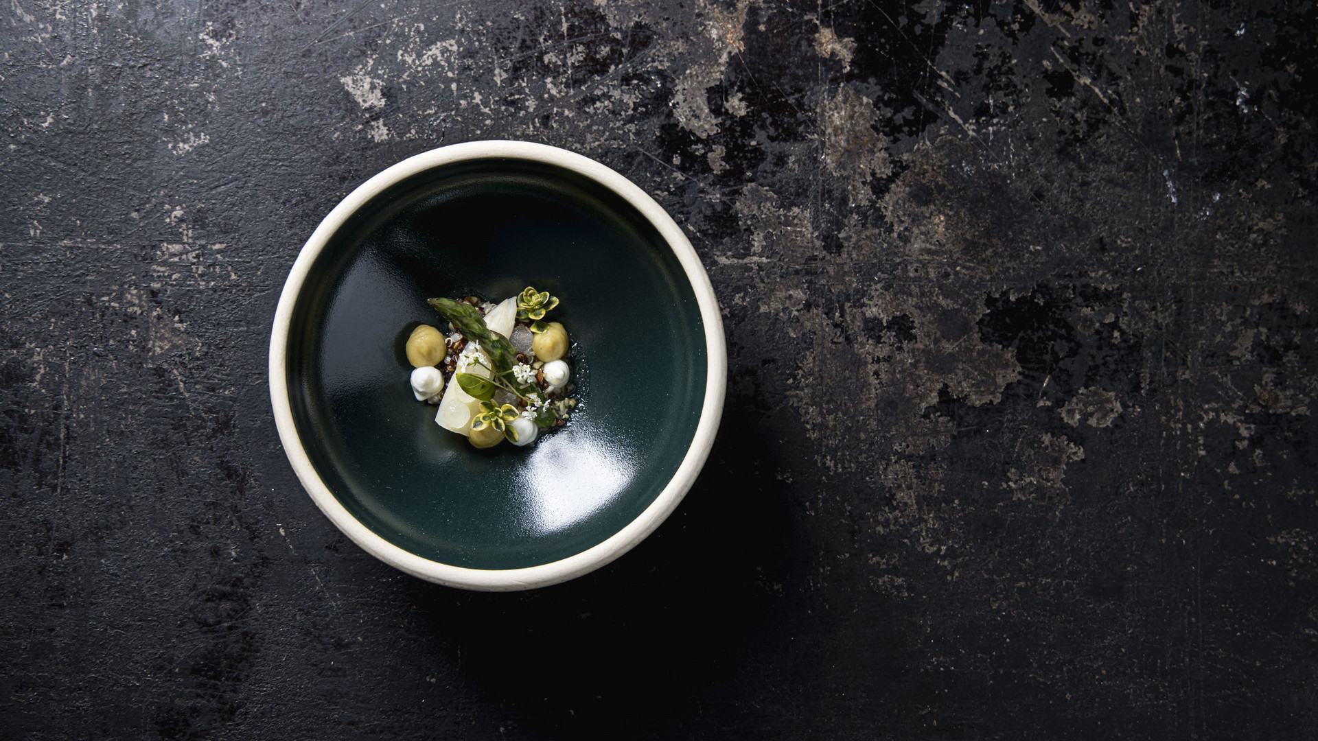 Ihre Quellenhof Luxury Resorts in Südtirol und am Gardasee Ihre Quellenhof Luxury Resorts in Südtirol und am Gardasee